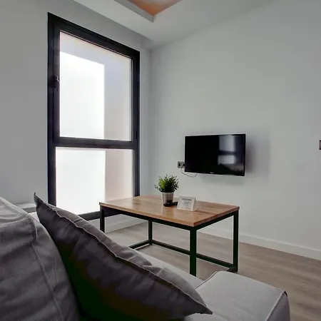 Lewis&peter Remedios شقة